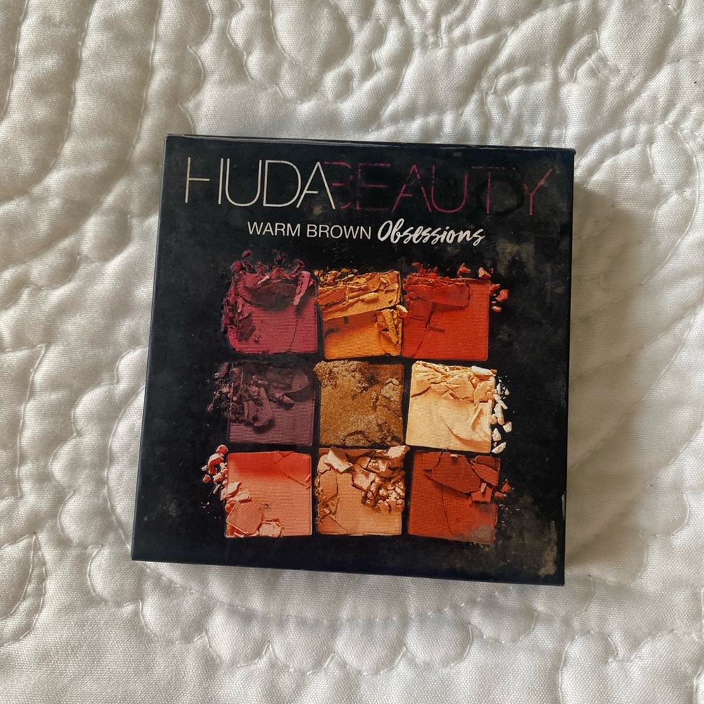 HUDA BEAUTY Warm Brown Obsessions Eyeshadow Palette